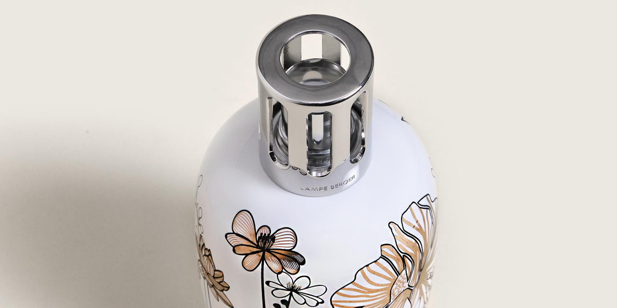 Lampe Berger En Porcelaine De Limoges Blanche Irisée - Vintage, Fonctionnelle