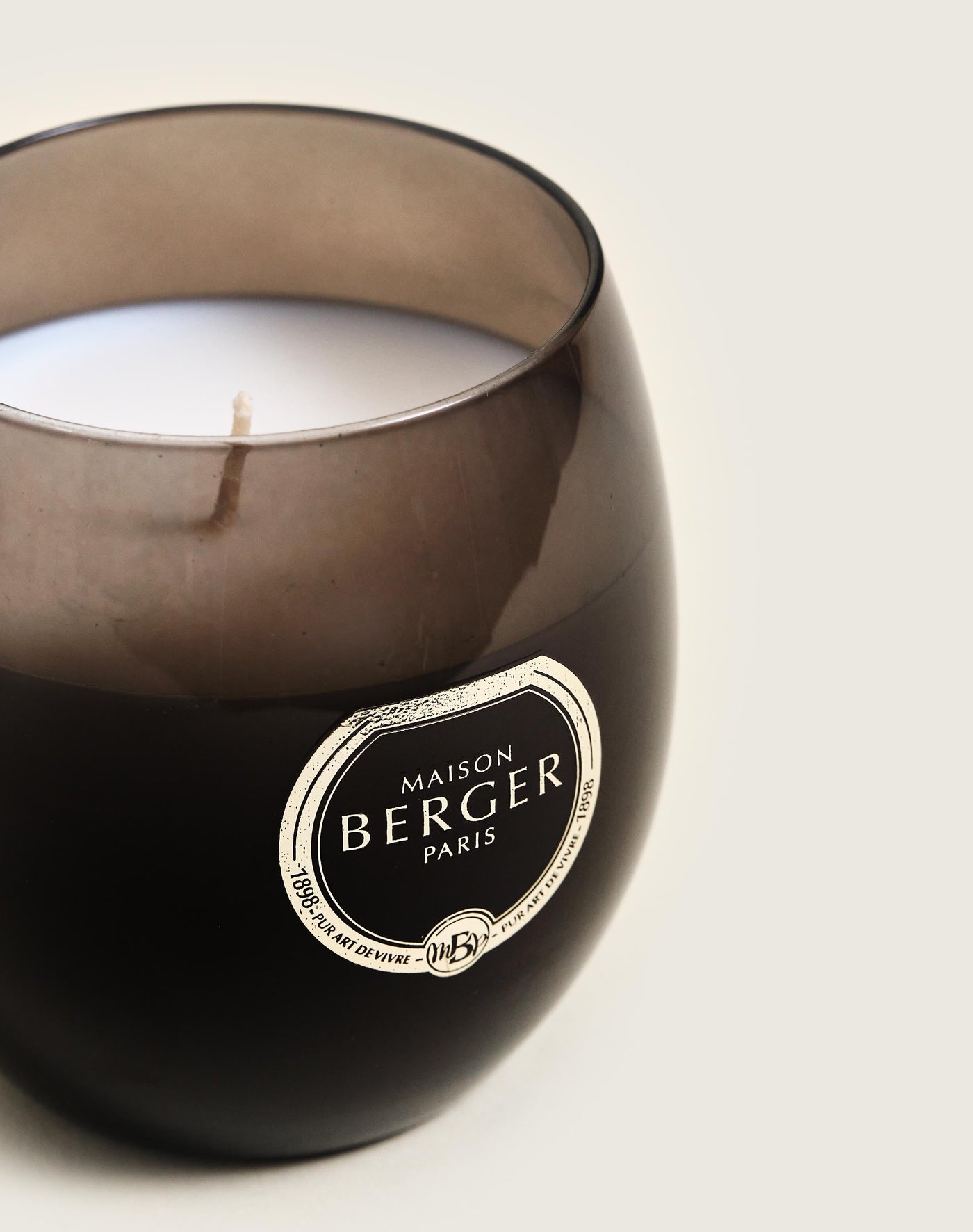 Bougie parfumée Holly Poussière d'Ambre